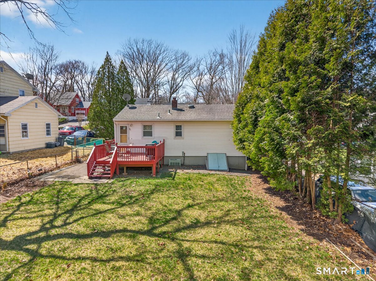 595 Laurel Street East Haven CT 06512