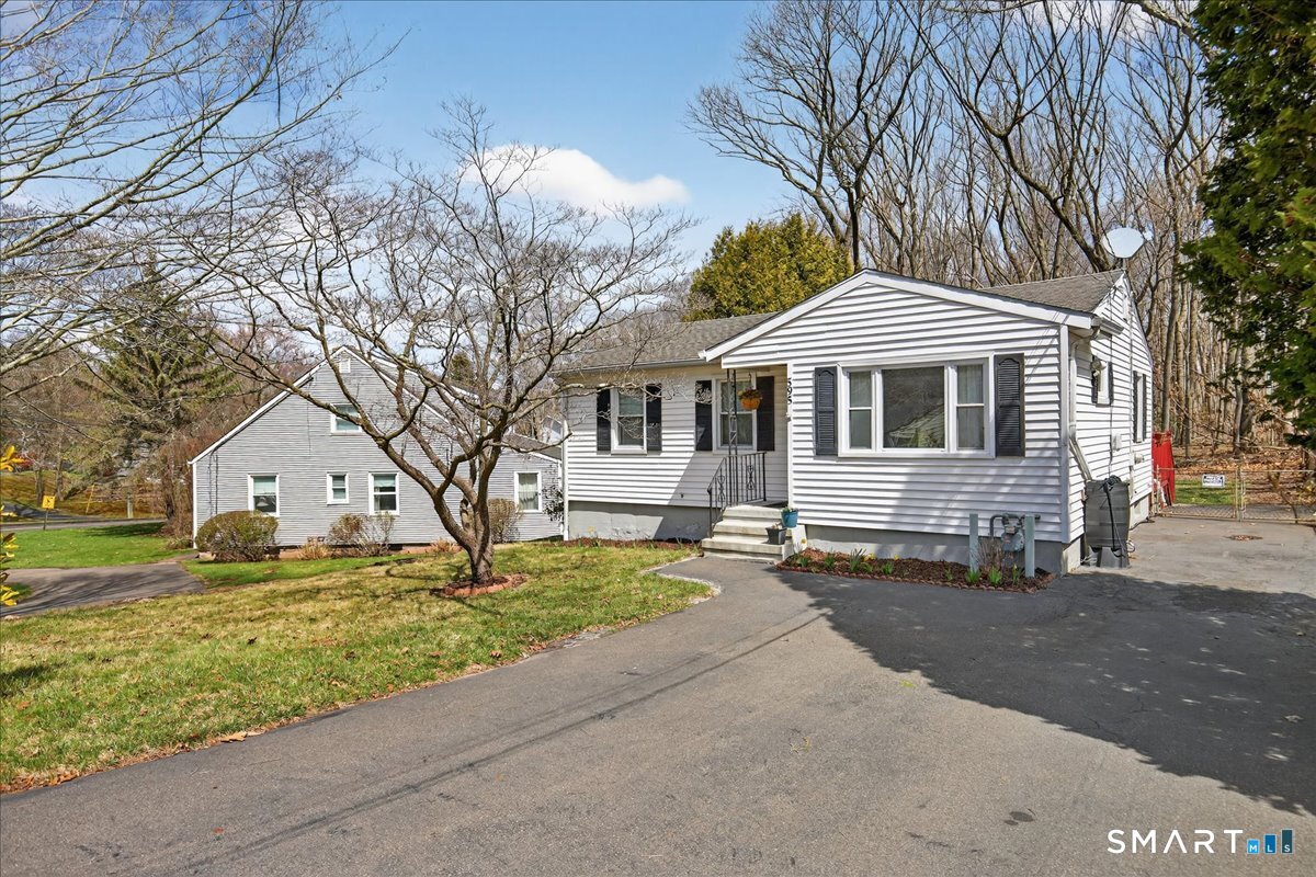 595 Laurel Street East Haven CT 06512