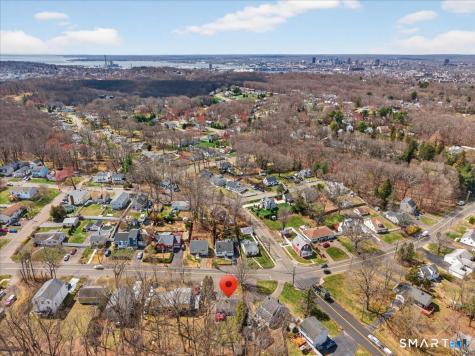 595 Laurel Street East Haven CT 06512