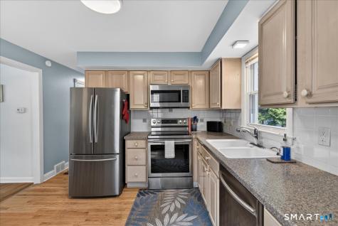 595 Laurel Street East Haven CT 06512