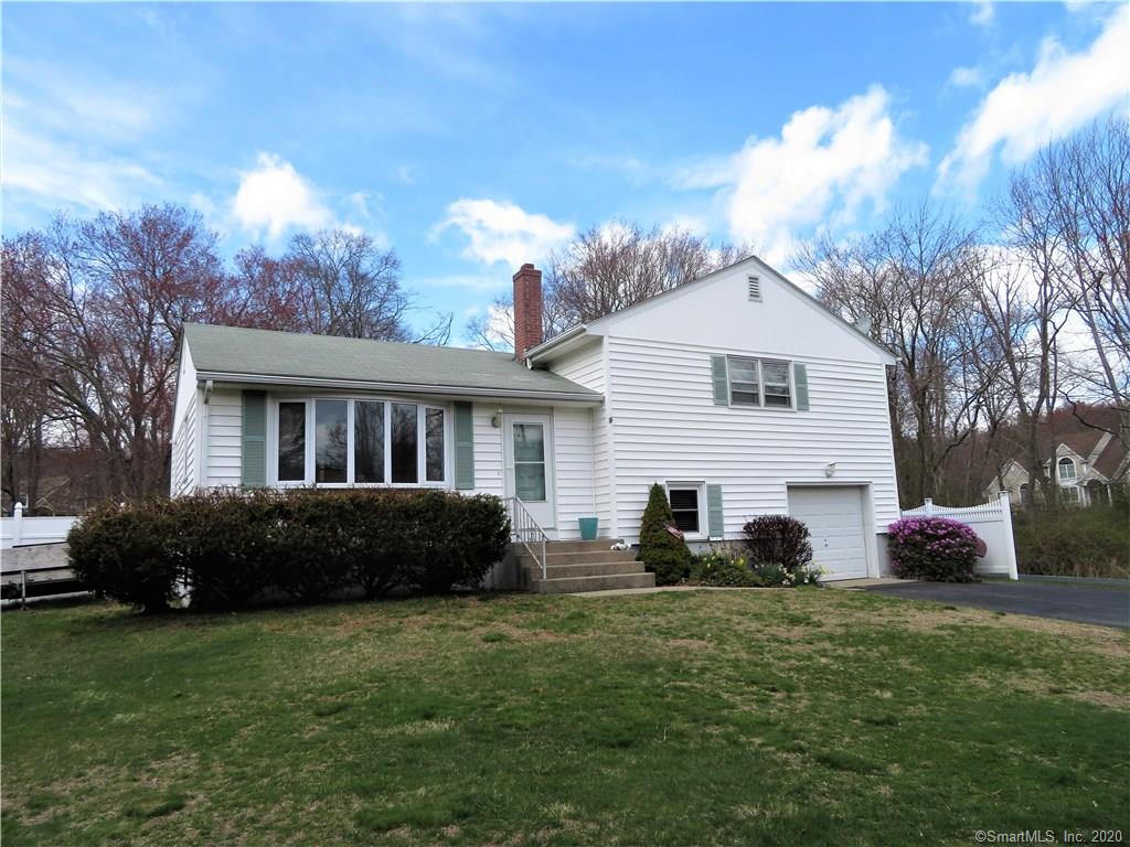 17 Shore Road Waterford CT 06385