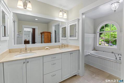 79 Lounsbury Road Ridgefield CT 06877
