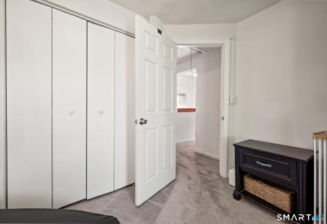 3 Flower Street Middletown CT 06457