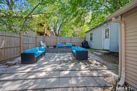 3 Flower Street Middletown CT 06457
