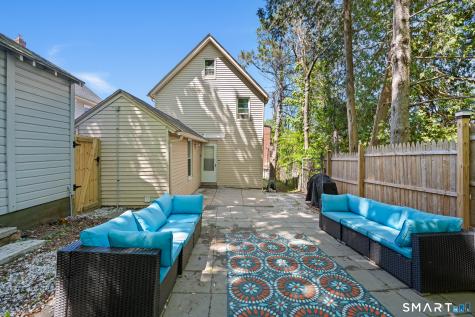 3 Flower Street Middletown CT 06457