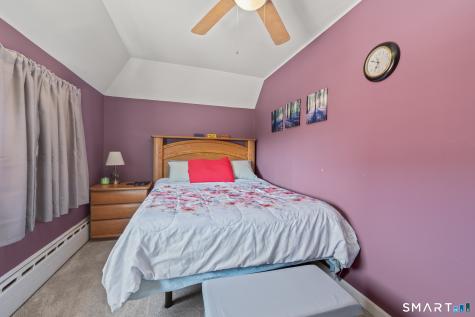 3 Flower Street Middletown CT 06457