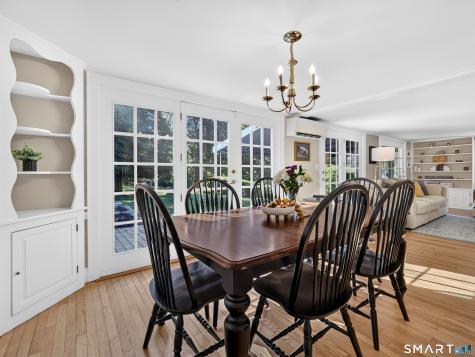 40 Niles Hill Road New London CT 06320