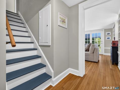 40 Niles Hill Road New London CT 06320