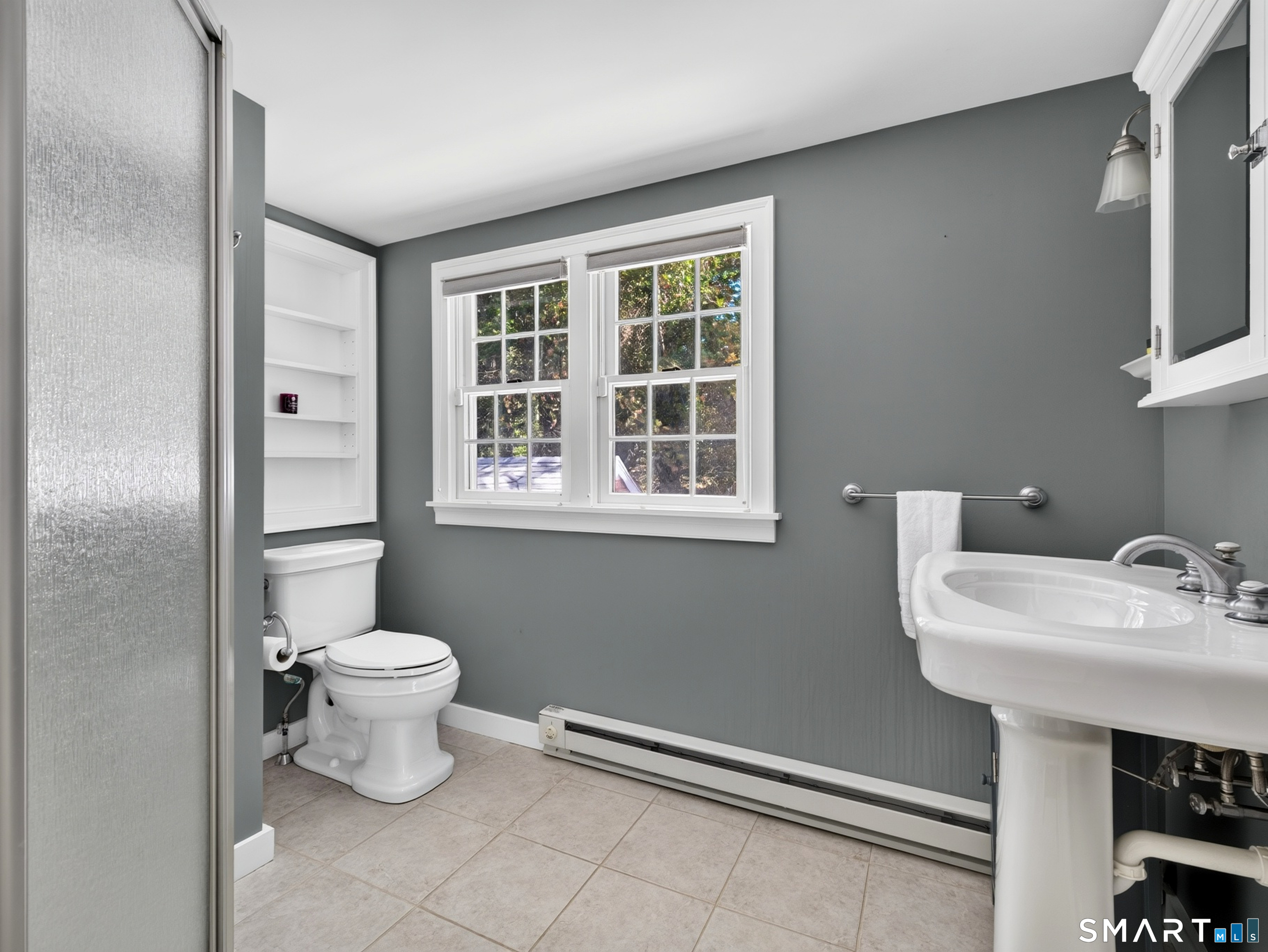 40 Niles Hill Road New London CT 06320