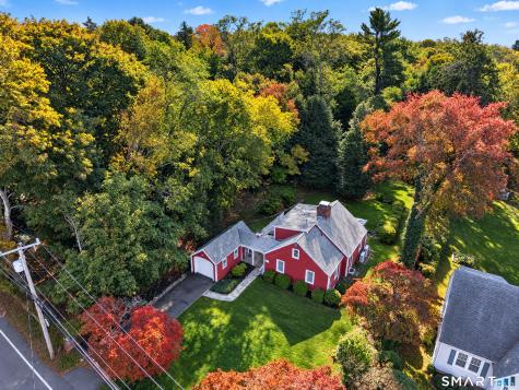 40 Niles Hill Road New London CT 06320