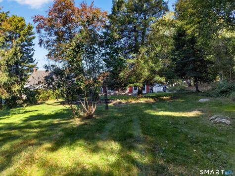 40 Niles Hill Road New London CT 06320