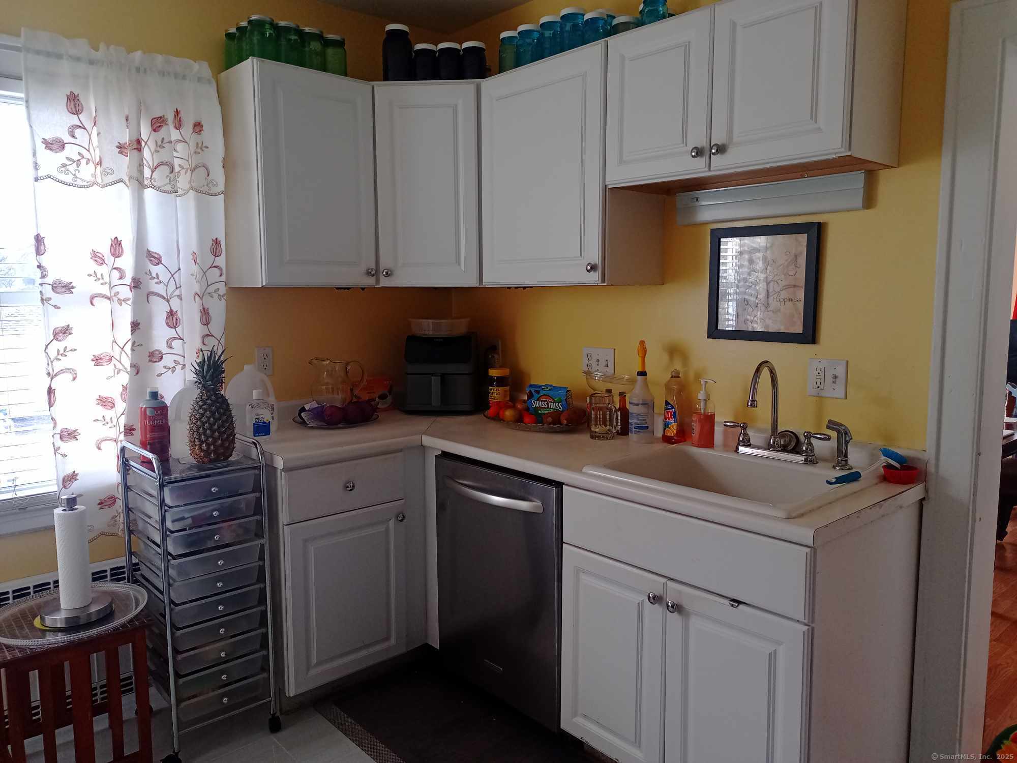 86 Hartland Street Hartford CT 06112