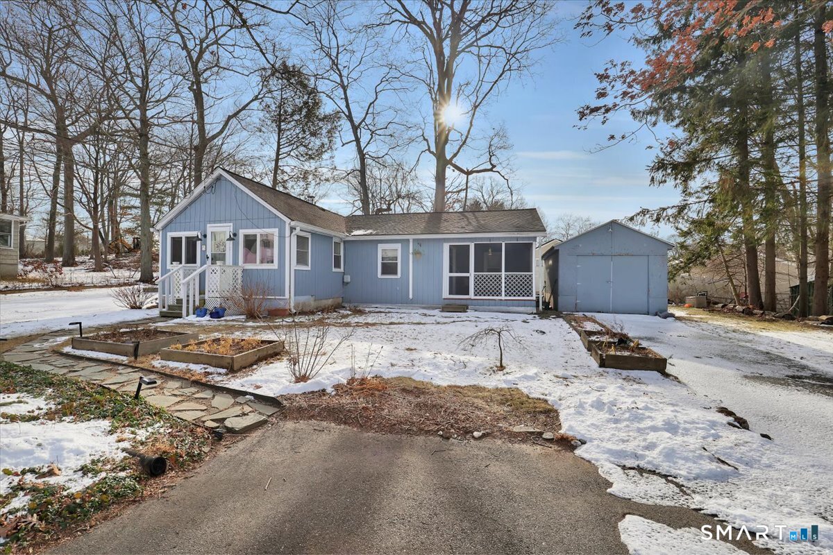 5 Seminole Trail East Hampton CT 06424
