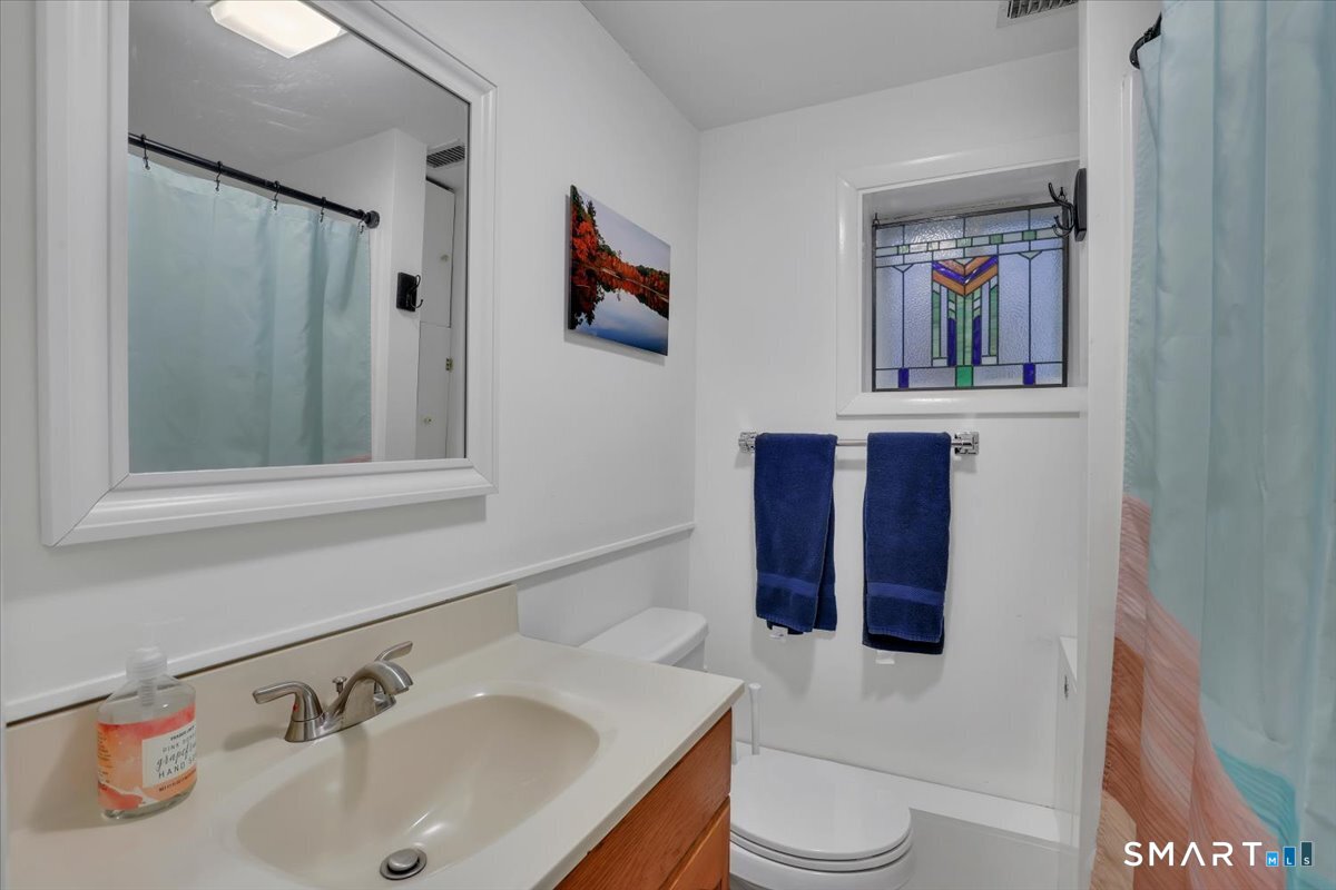 5 Seminole Trail East Hampton CT 06424