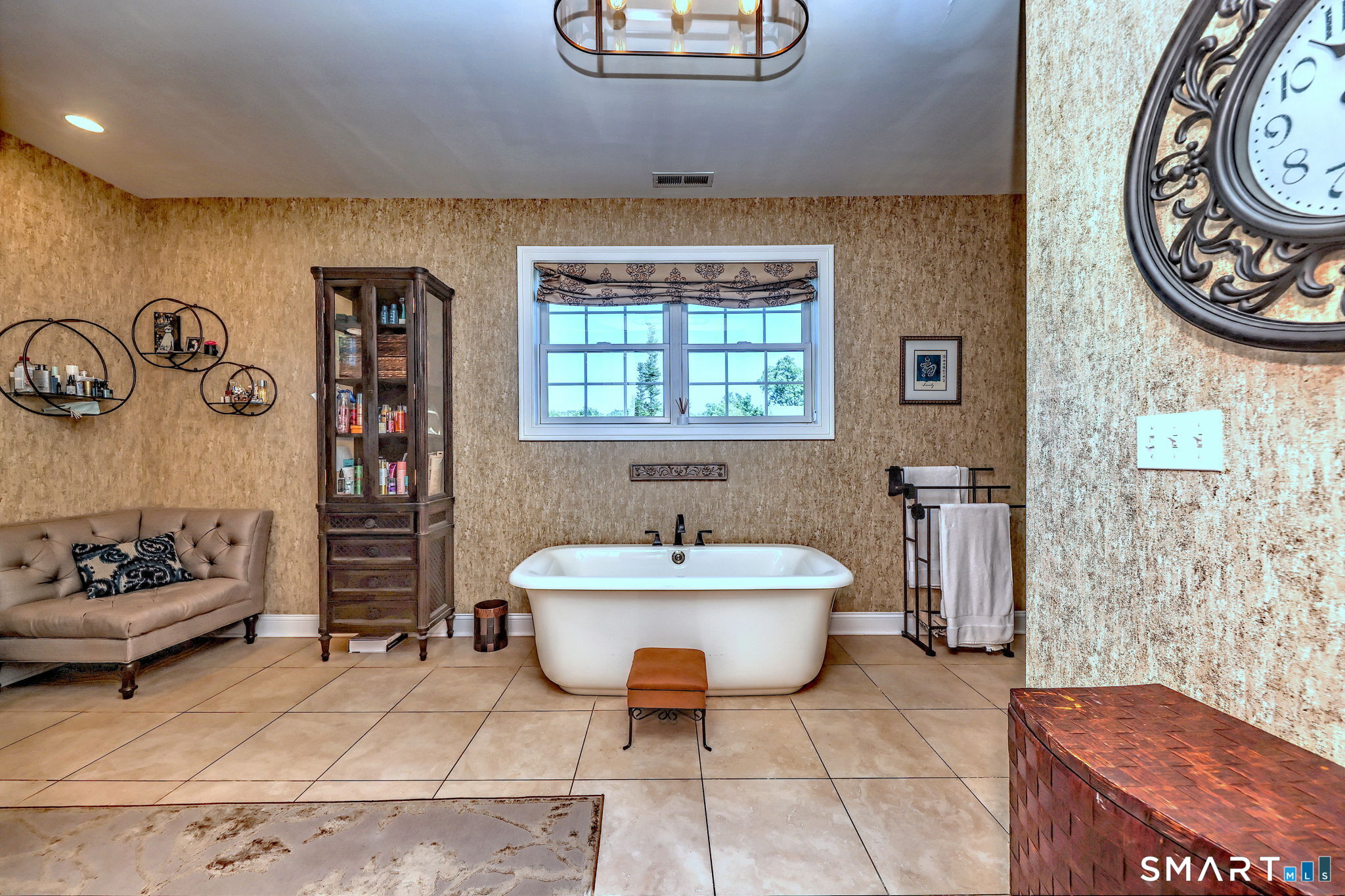 630 Saint Johns Drive Orange CT 06477