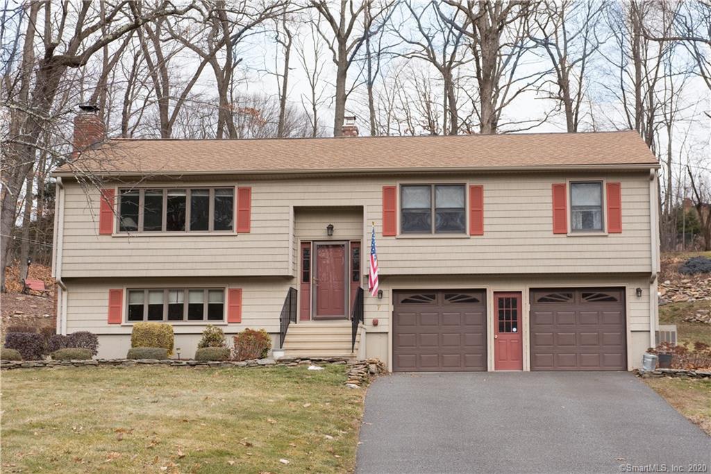 7 Deborah Drive Shelton CT 06484