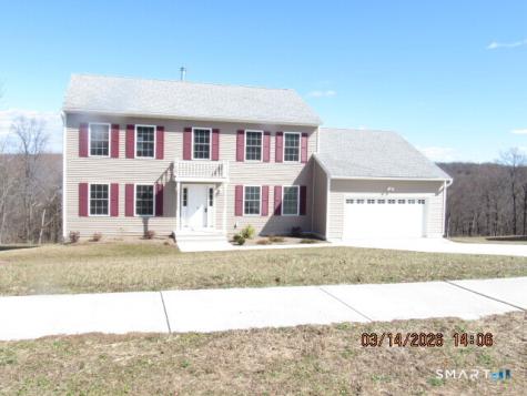 31 Warm Earth Road Naugatuck CT 06770