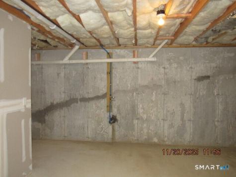 31 Warm Earth Road Naugatuck CT 06770