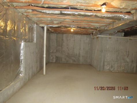 31 Warm Earth Road Naugatuck CT 06770
