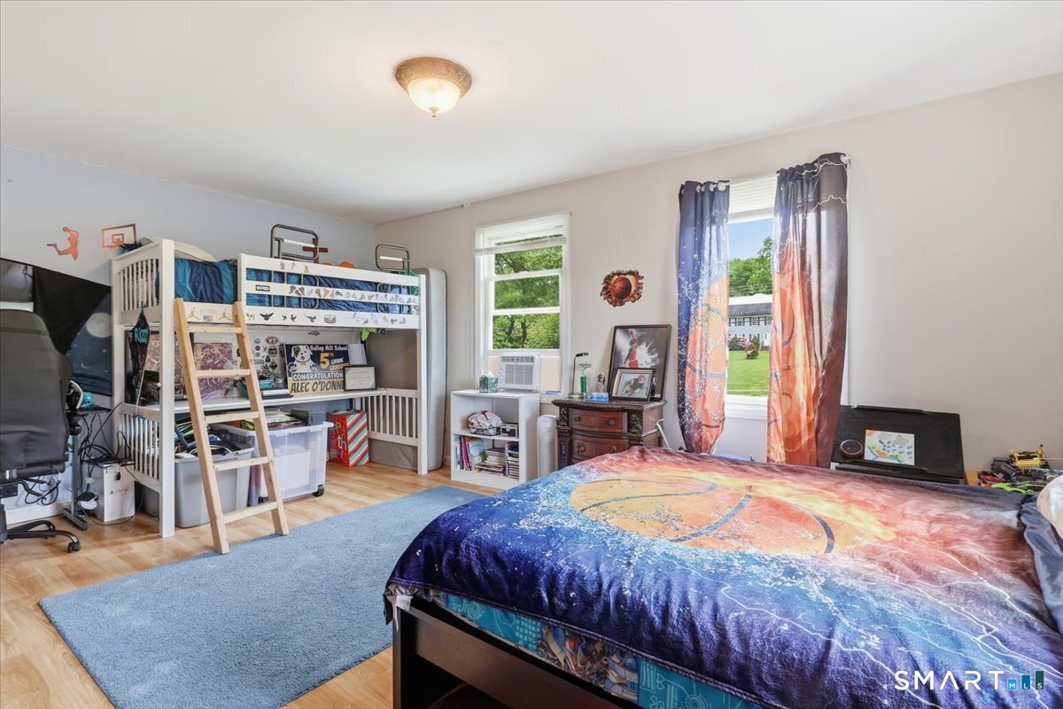 31 Iron Street Ledyard CT 06339