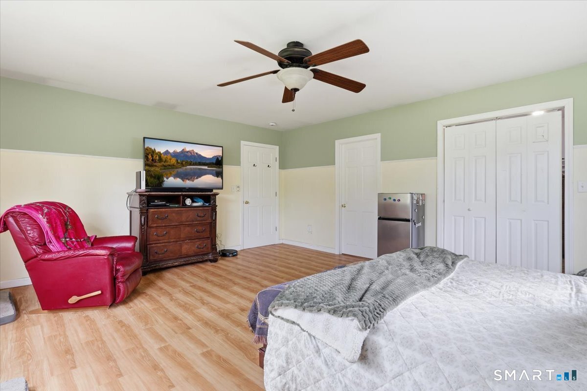 31 Iron Street Ledyard CT 06339