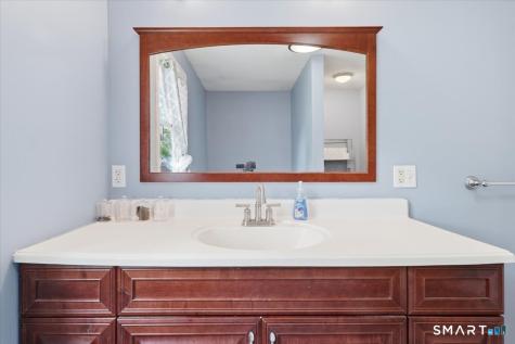 31 Iron Street Ledyard CT 06339