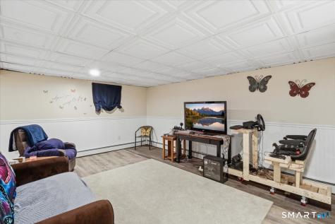 31 Iron Street Ledyard CT 06339