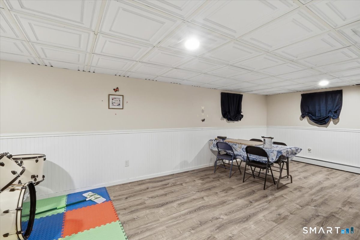 31 Iron Street Ledyard CT 06339