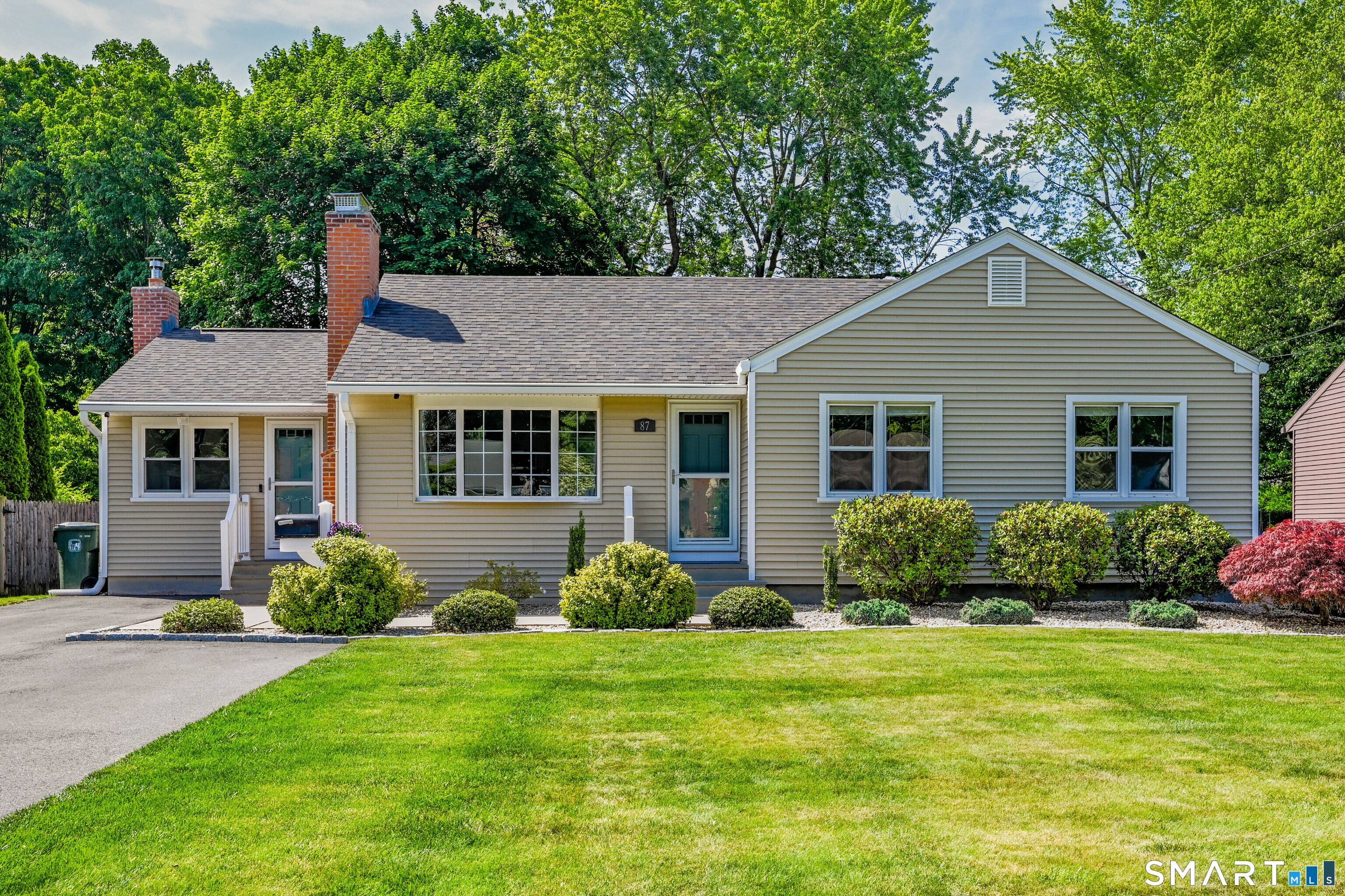 87 Lydall Road Newington CT 06111