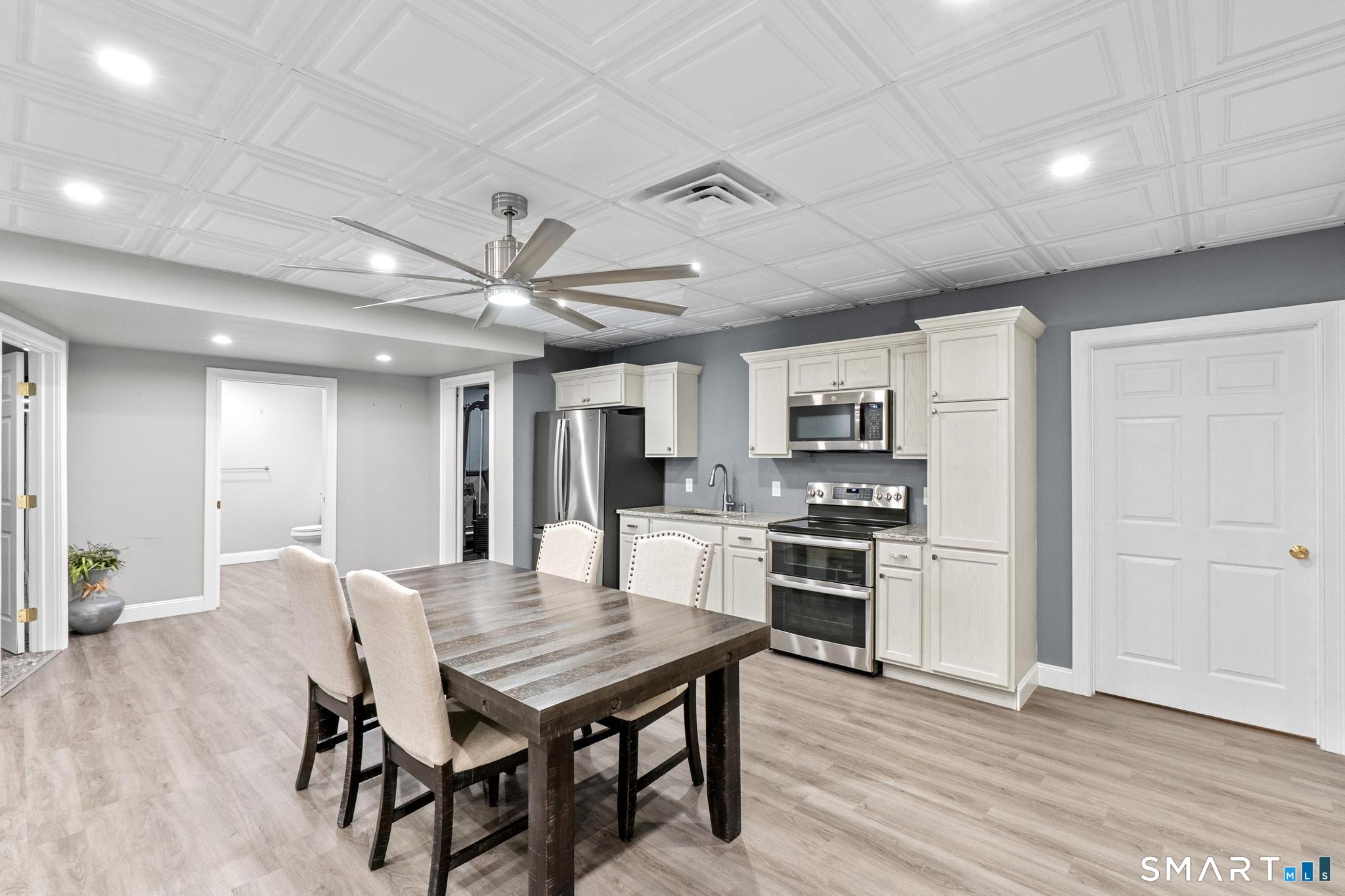 130 Northington Drive Avon CT 06001