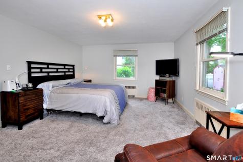 44 Miamis Road West Hartford CT 06117