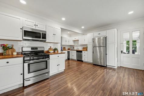 24 Beacon Street Hamden CT 06514