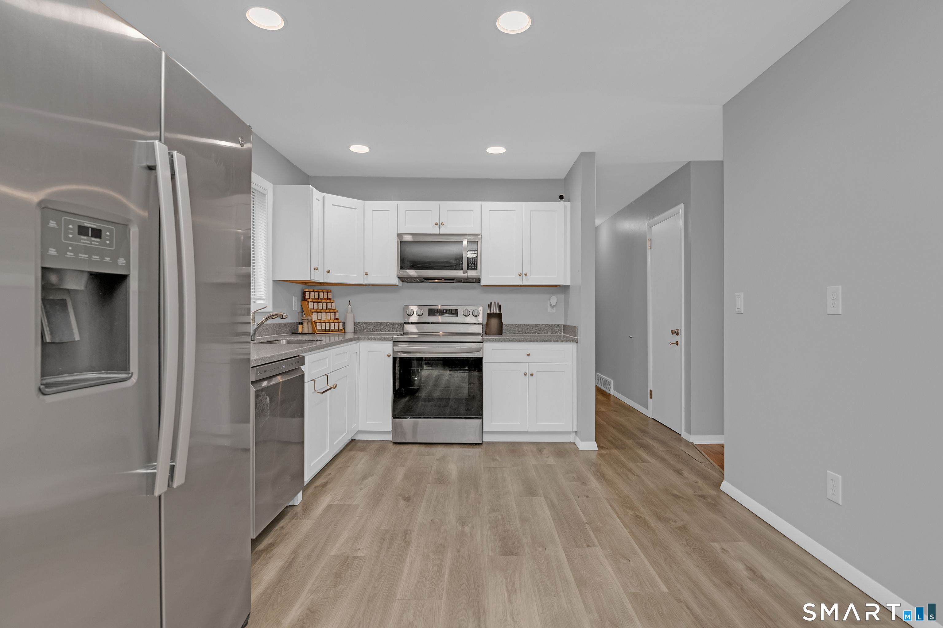30 Maplewood Street Waterbury CT 06708