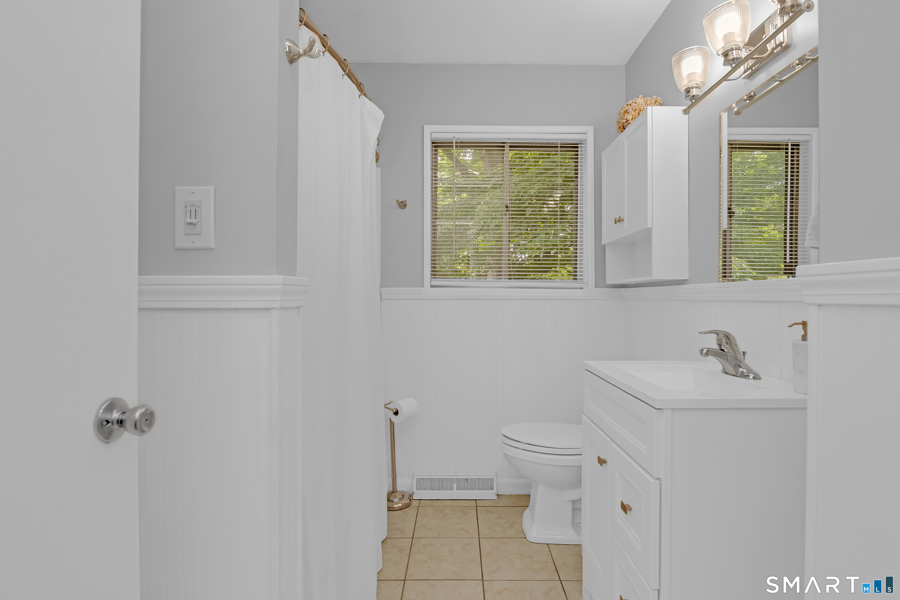 30 Maplewood Street Waterbury CT 06708