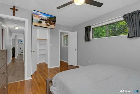 30 Maplewood Street Waterbury CT 06708
