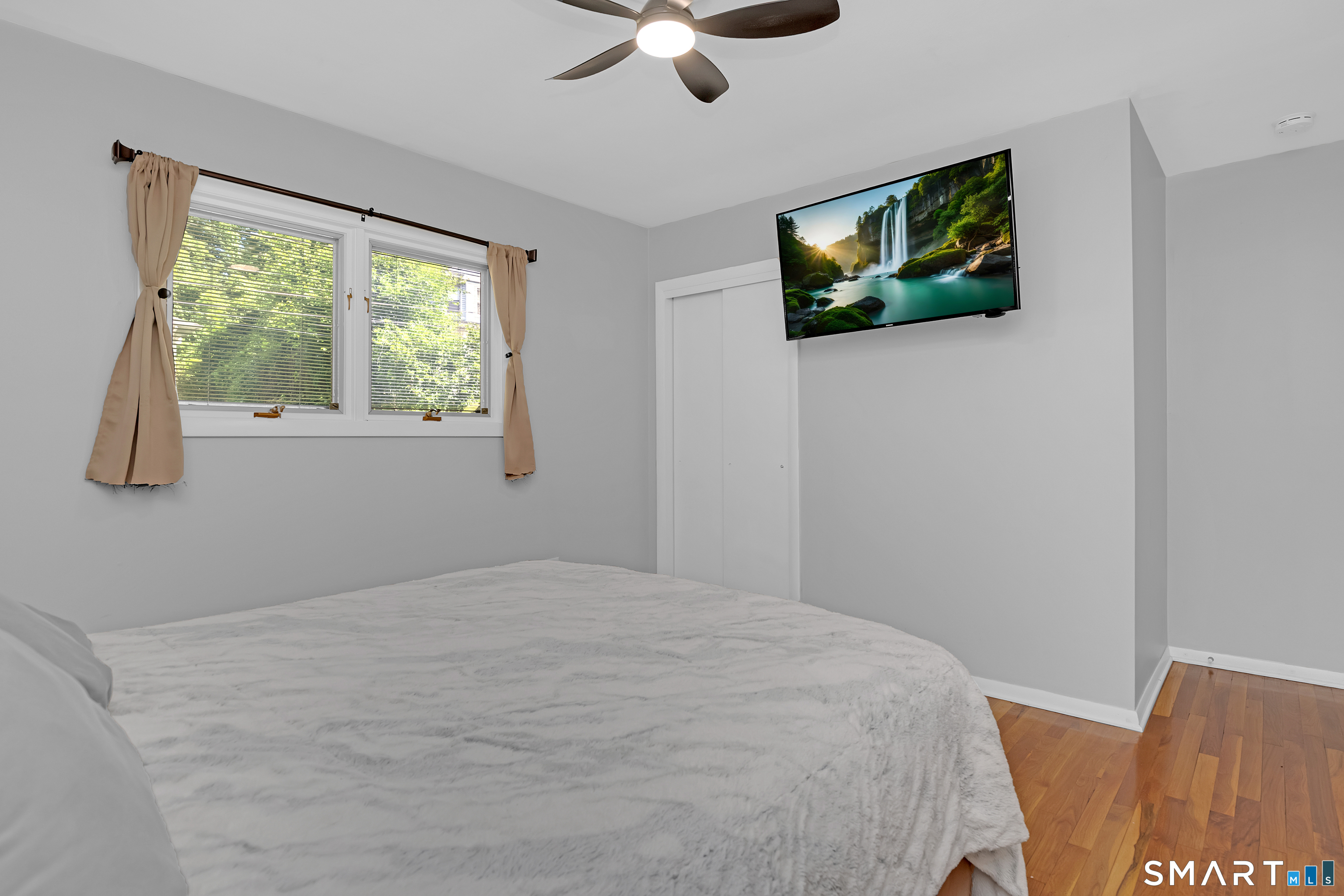 30 Maplewood Street Waterbury CT 06708
