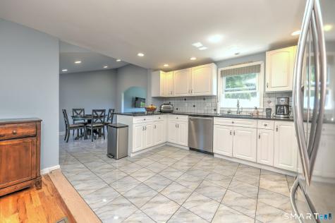 71 Canterbury Lane Milford CT 06460