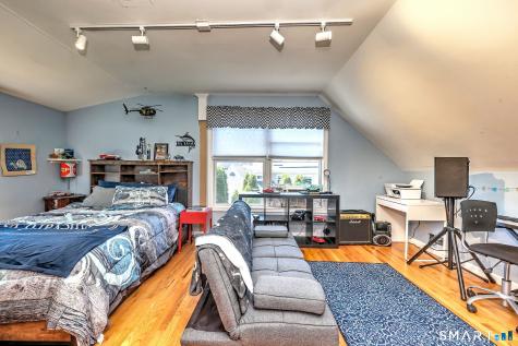 71 Canterbury Lane Milford CT 06460