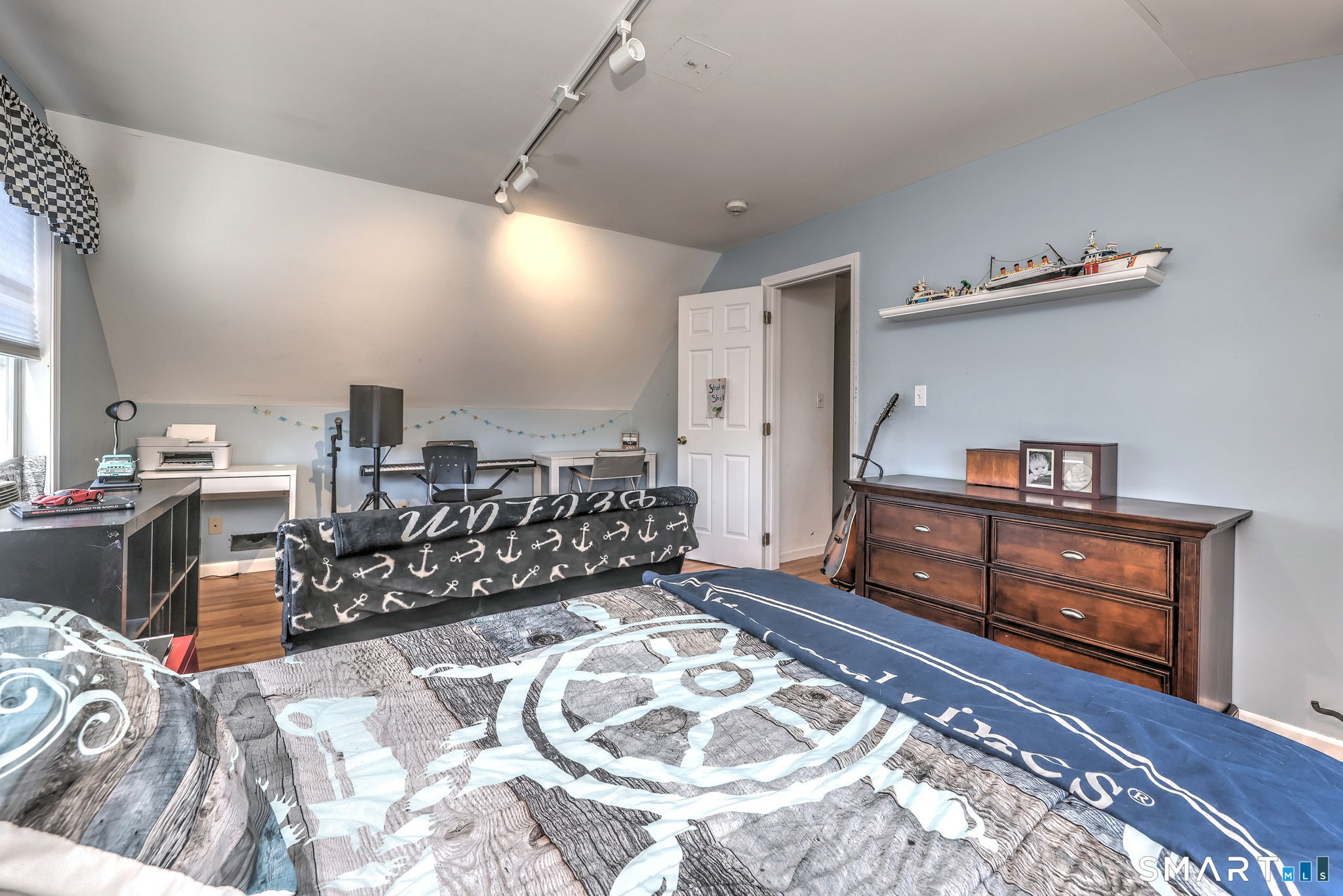 71 Canterbury Lane Milford CT 06460