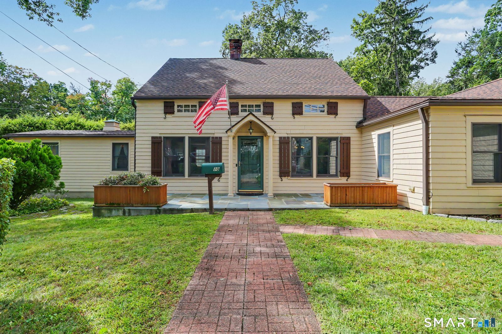10 Hillwood Place Norwalk CT 06850