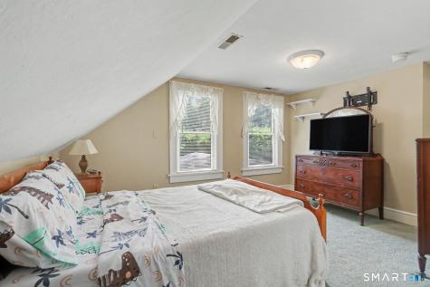 10 Hillwood Place Norwalk CT 06850