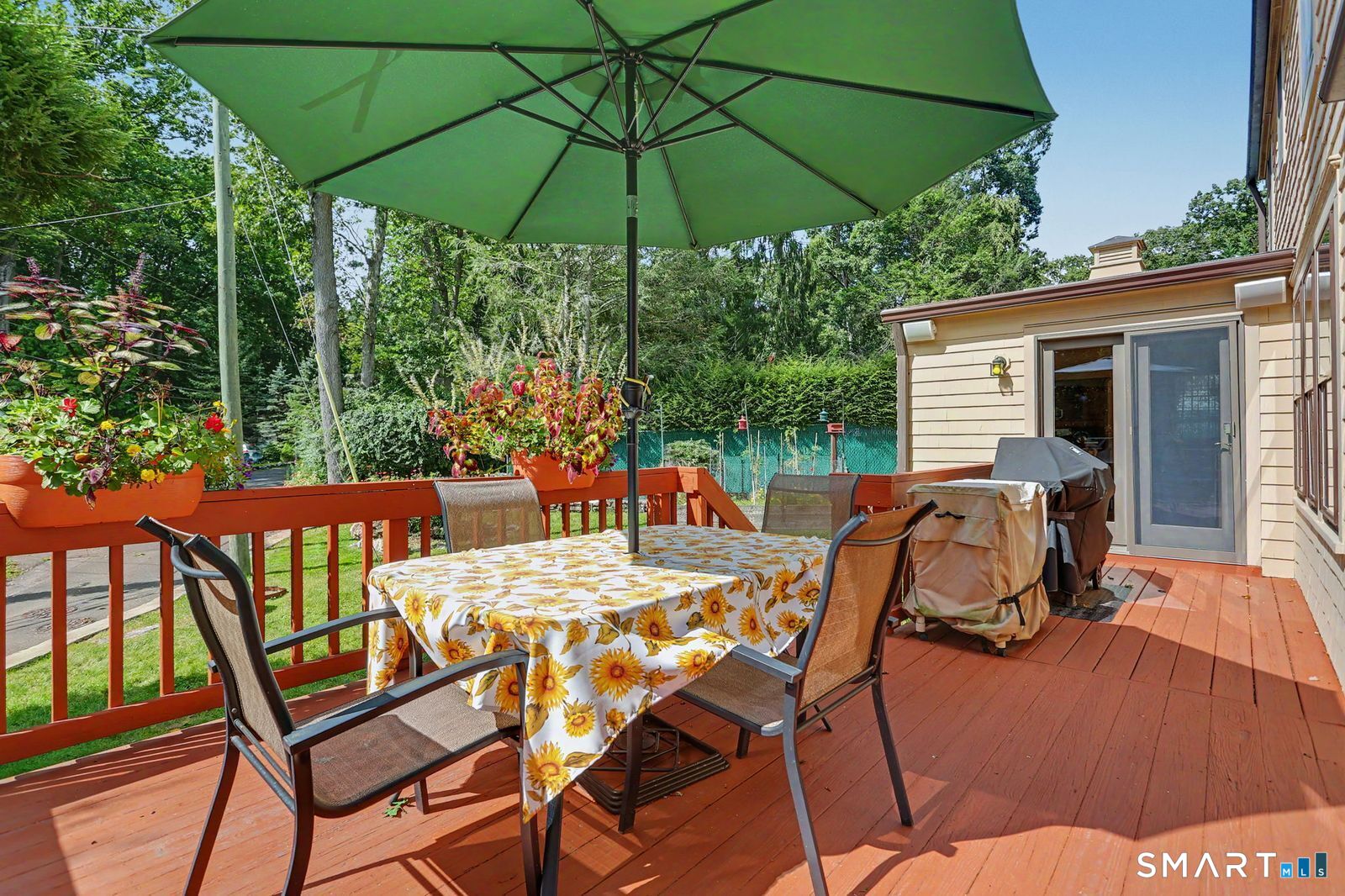 10 Hillwood Place Norwalk CT 06850