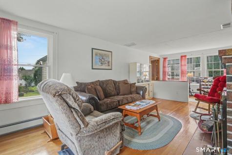 10 Hillwood Place Norwalk CT 06850
