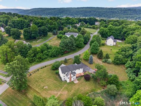 3 Lillinonah Ridge Drive New Milford CT 06776