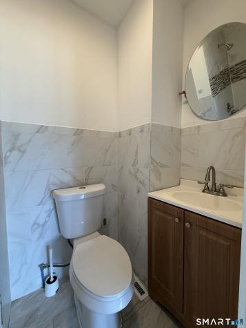 4 Bishop Street North Haven CT 06473