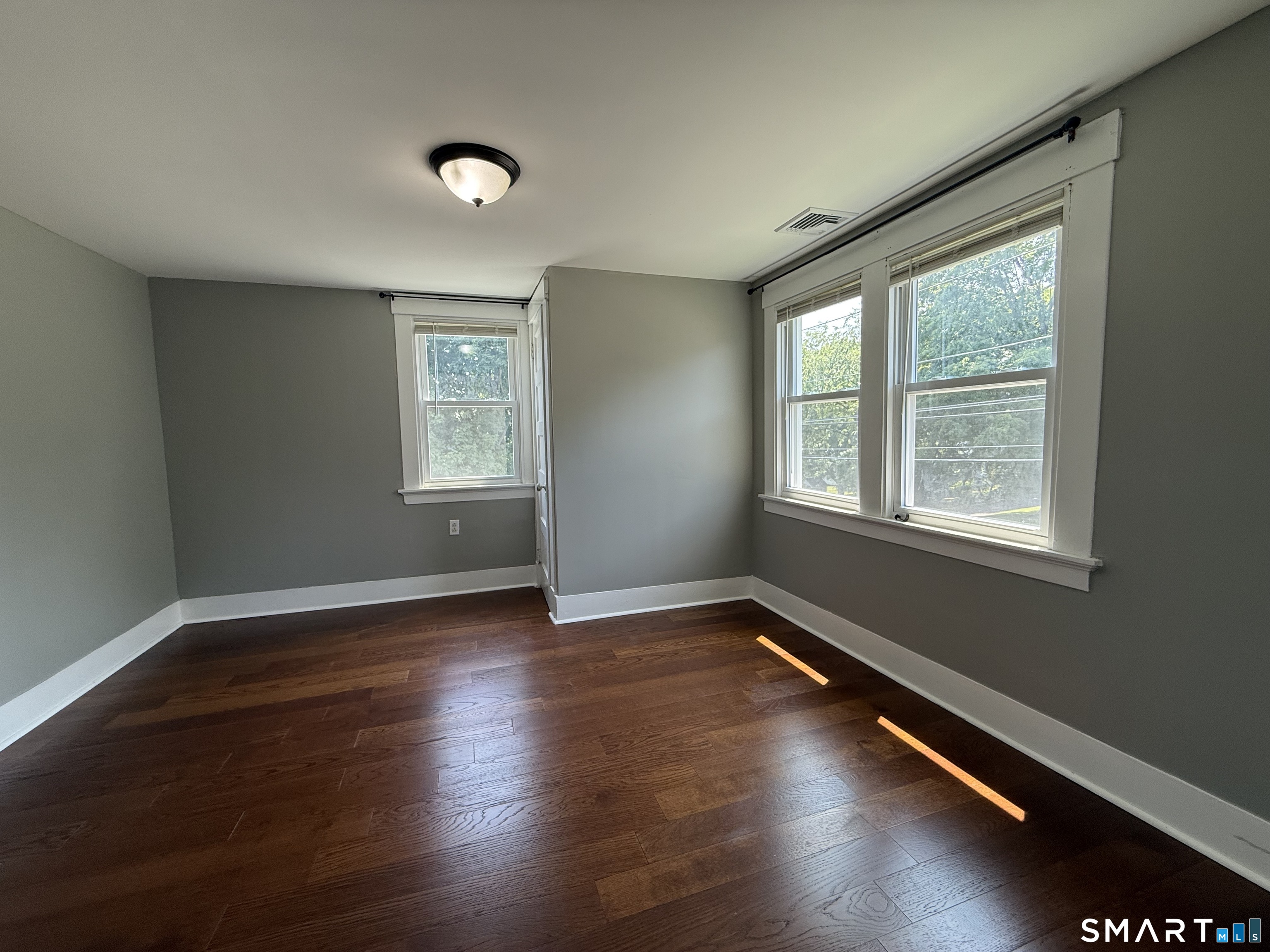4 Bishop Street North Haven CT 06473