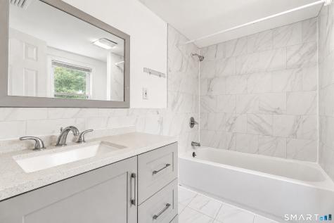 4 Bishop Street North Haven CT 06473