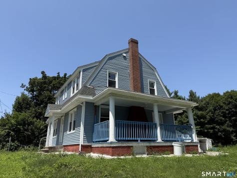 4 Bishop Street North Haven CT 06473