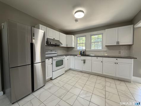 4 Bishop Street North Haven CT 06473