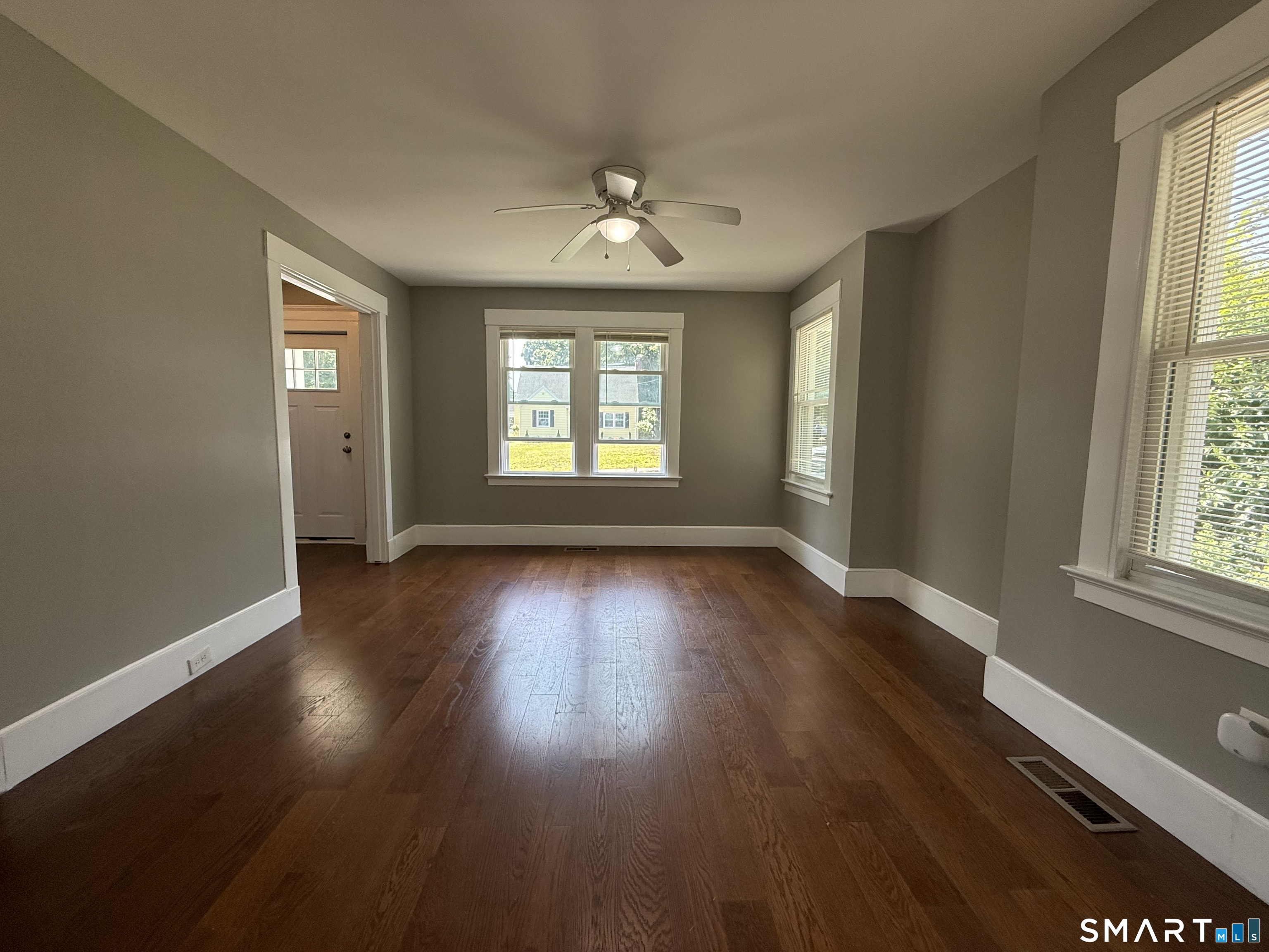 4 Bishop Street North Haven CT 06473